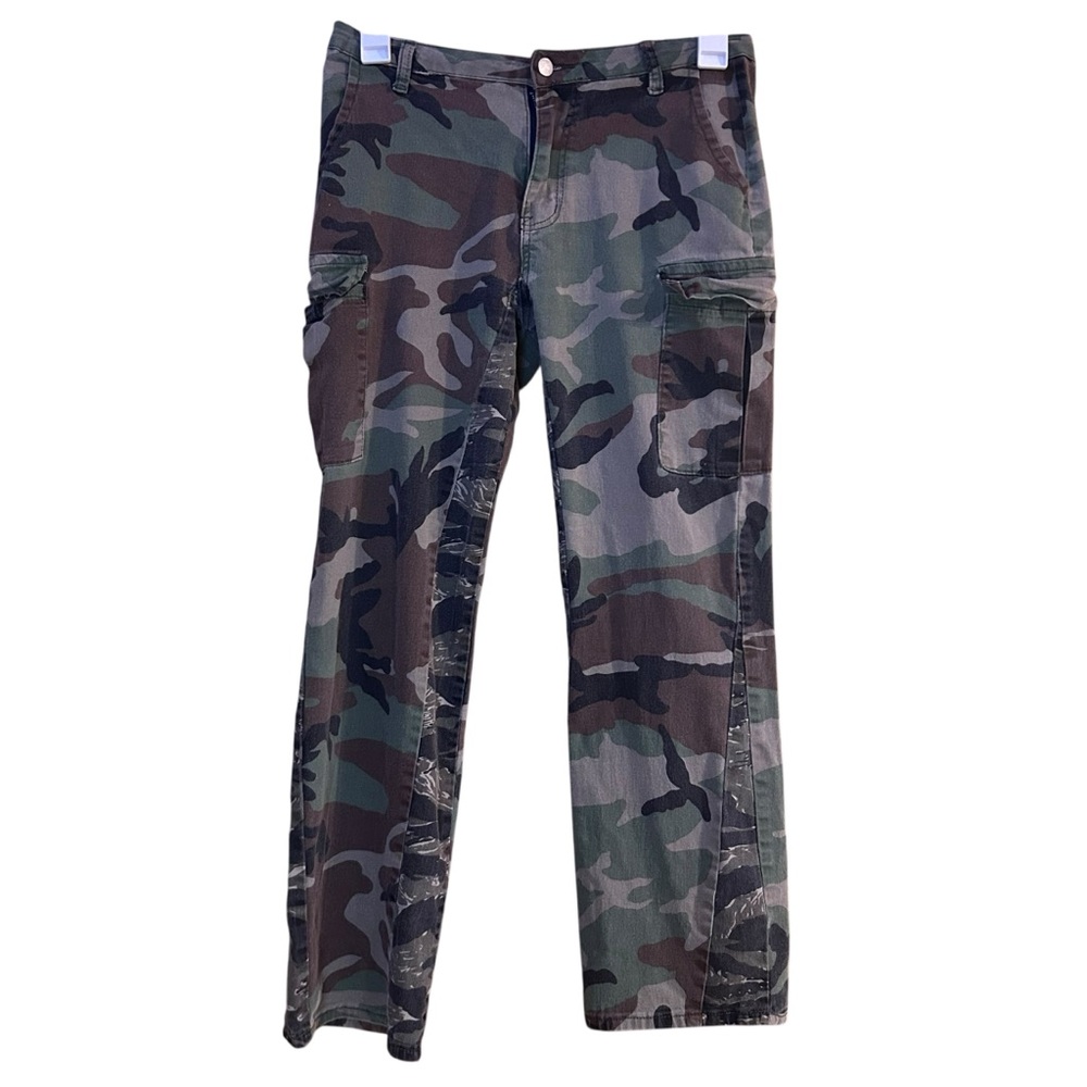 Unisex Camouflage Cargo Pants 16 Inch Waist